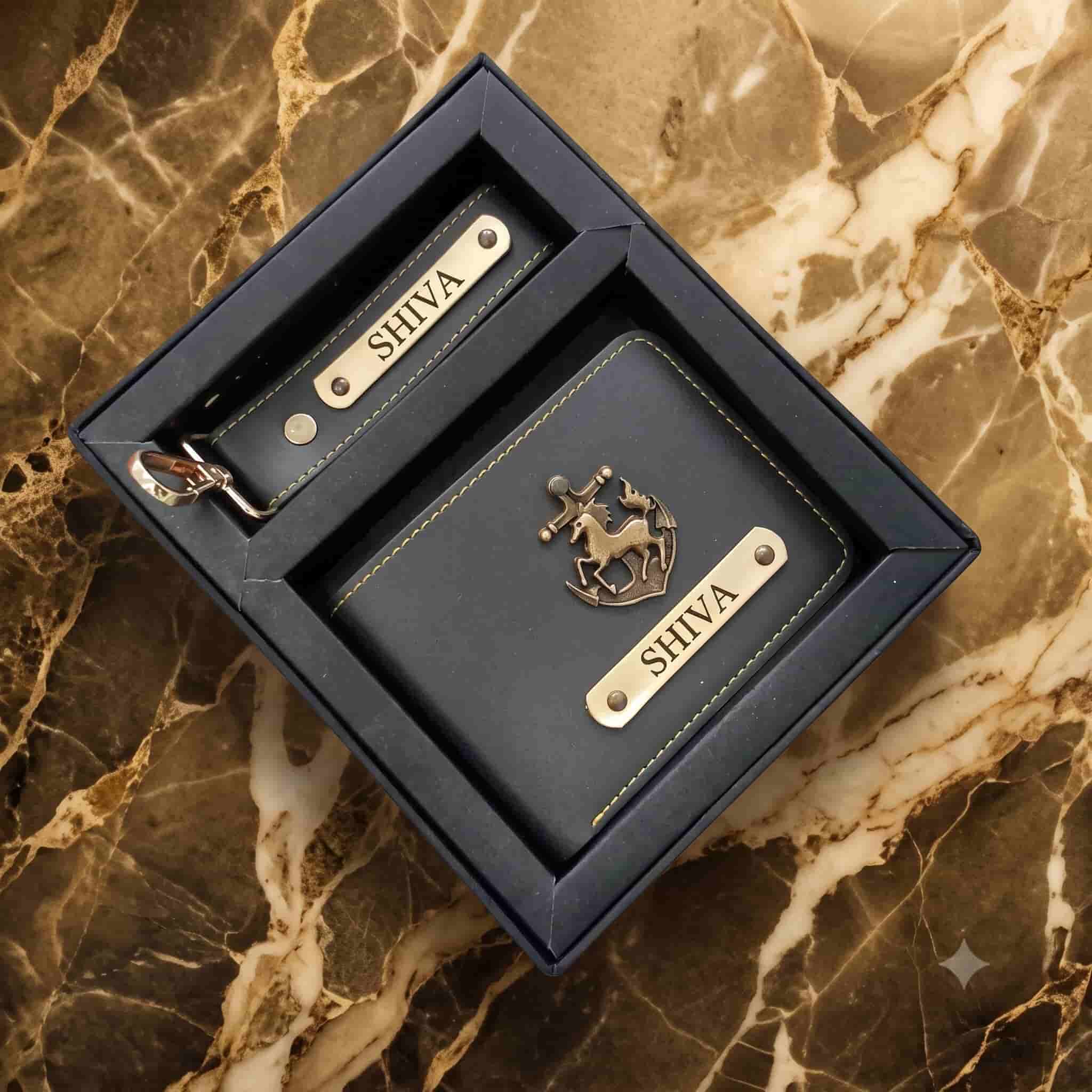 Personalized Men's Wallet and Keychain Gift Set